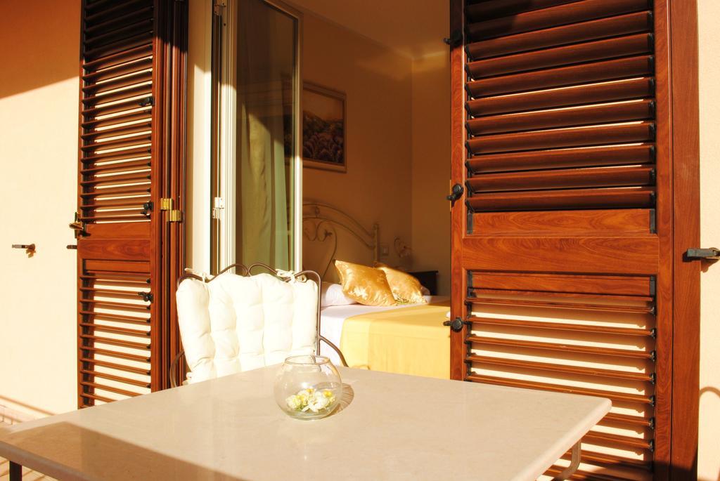 Couette-café Mareagro 3*