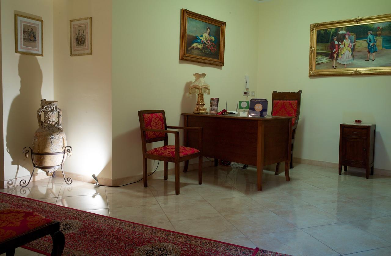 Couette-café Mareagro 3*